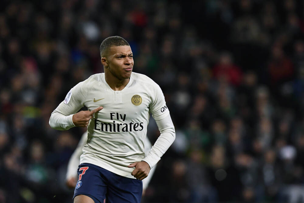 南京大学：打造“AI+X”拔尖创新人才培养新范式